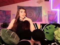 Amateur Teen Masturbate On Cam