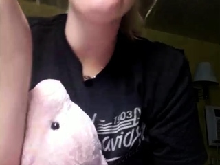 amateur blonde solo webcam