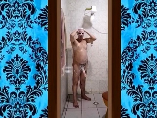 O Meu Banho Gostoso Com o Pau Duro 001