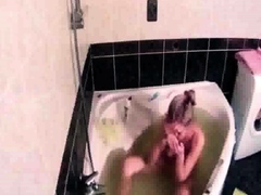 Hidden Cams porn video – Peeking At Stepdaughter Amy Shaving In The Bath